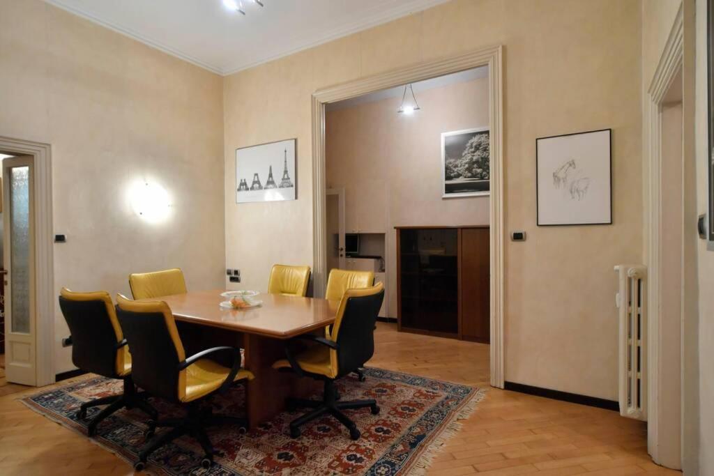 Ampio appartamento Milano Centro Crocetta Esterno foto